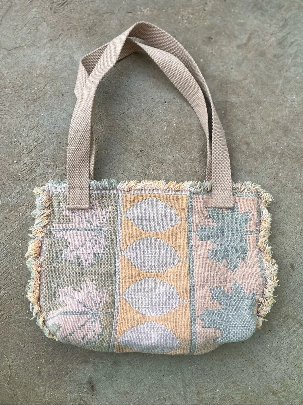 UNBRANDED | Small Woven Pastel Leaf-Print Tapestry Tote Bag